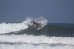 Pio Surfing