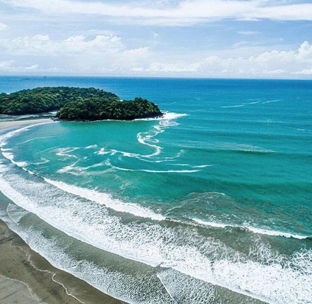 Best Panama Surfing Spots  Beaches, Surf Camps & Resorts