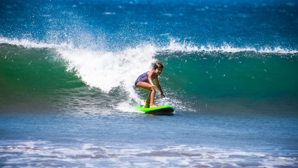Panama surf classes for kids