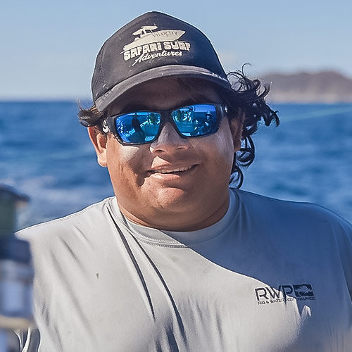 Guillermo is the Safari Surf boat driver !
